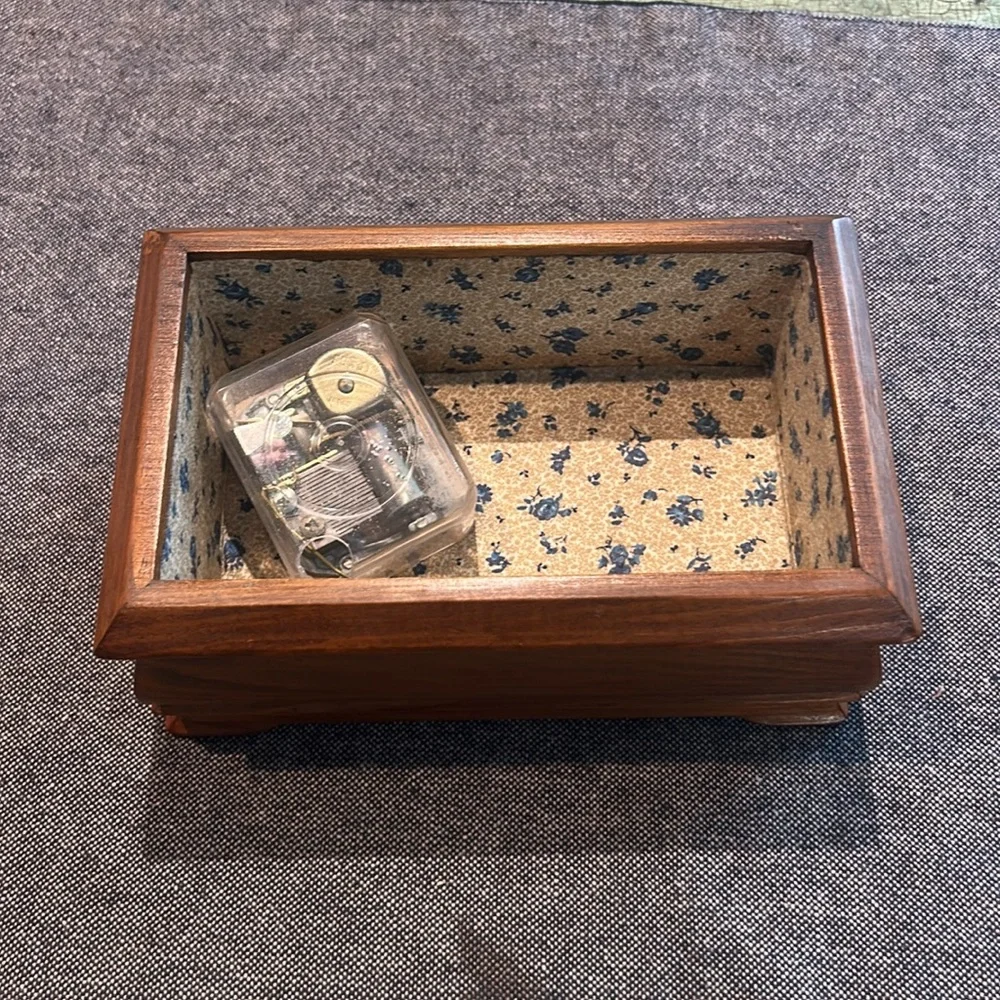 Vintage Hand-Painted Wood Music Box – Winter Barn Scene Signed “Bev 1982”